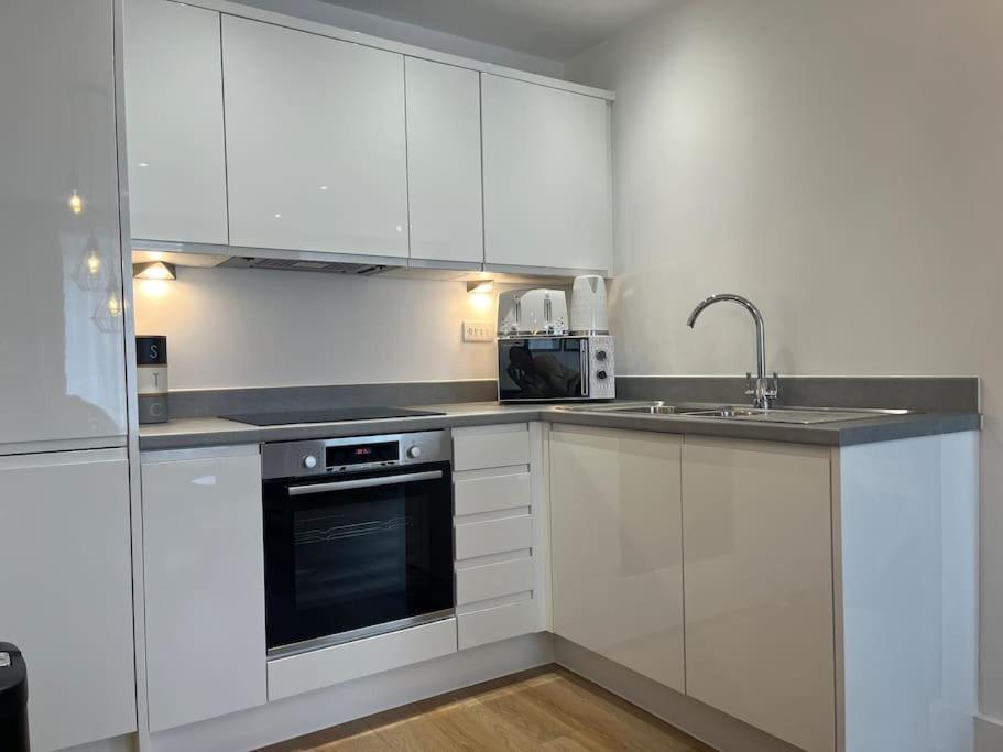 Cute One Bed Apartment - Old Trafford Manchester Bagian luar foto